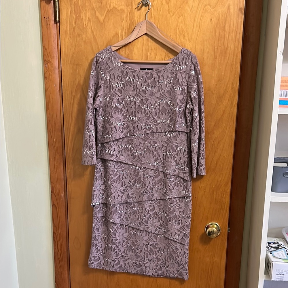 Ronni Nicole Gray Sheath Dress Square Neck 3/4 Sleeve